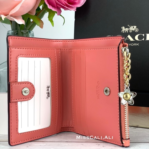 Coach Bunny Coral Snap Coin Small Wallet - Picture 2 of 9